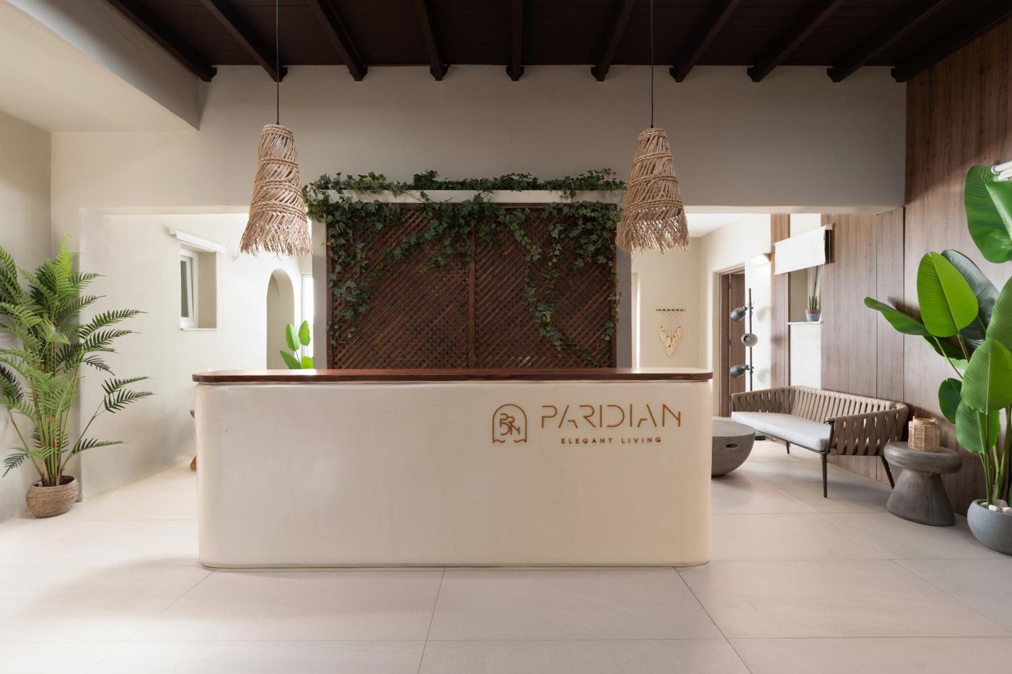 Paridian Elegant Living Otel Páros Dış mekan fotoğraf